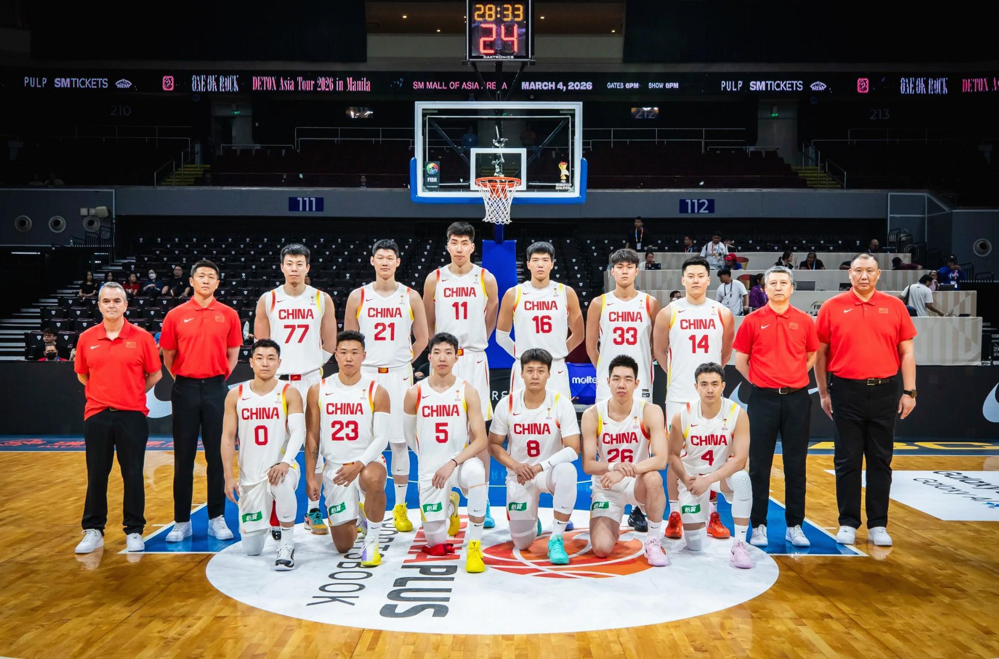 三节战报：陈盈骏林庭谦合砍39分，中国男篮71-77中国台北